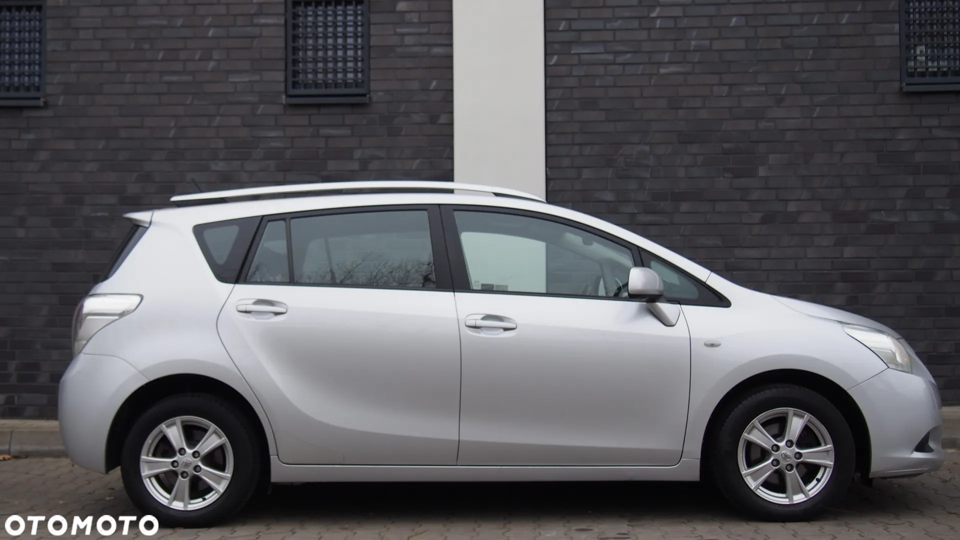 Toyota Verso 1.8 Sol plus 7os - 3