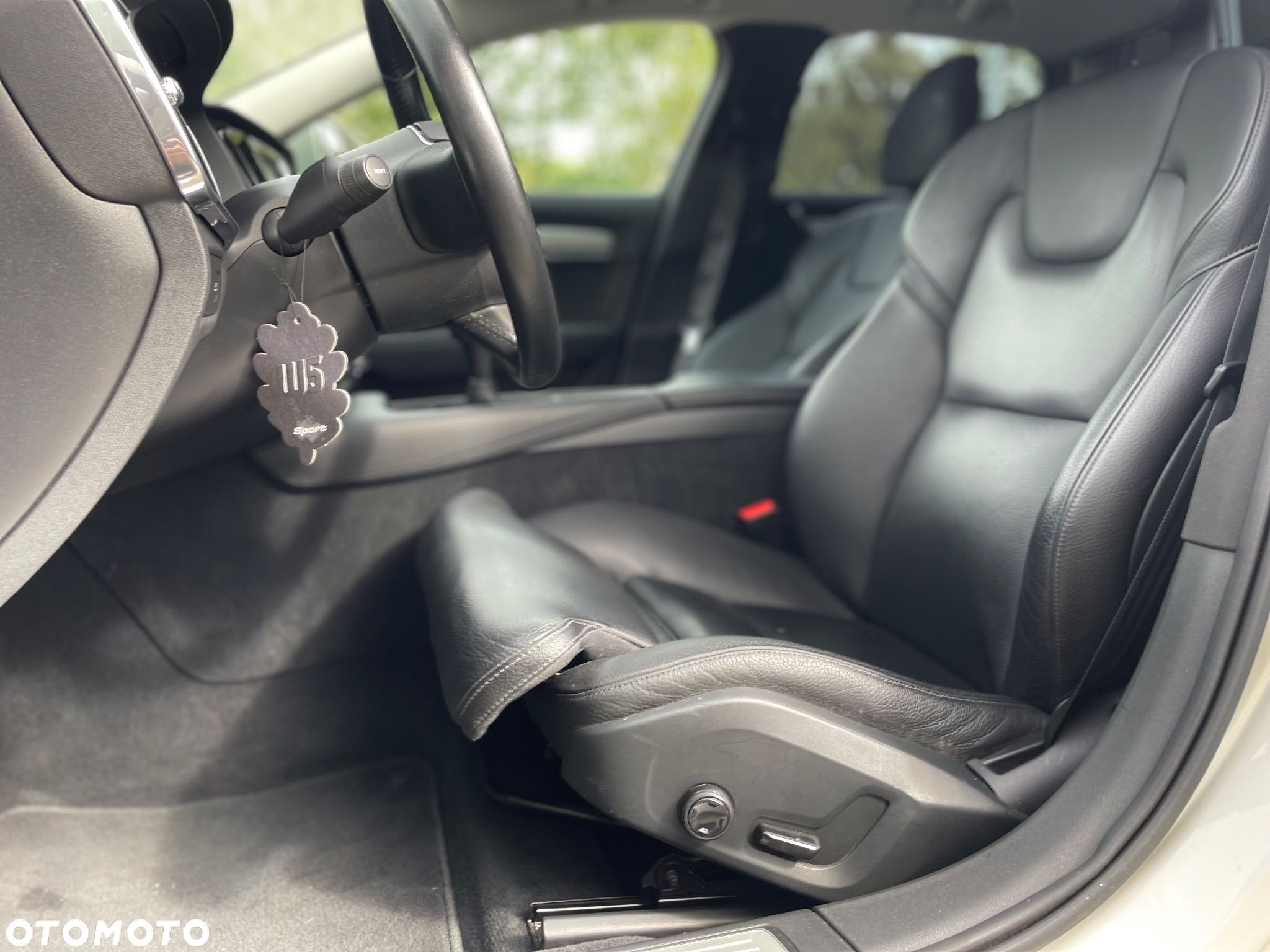 Volvo V90 - 30