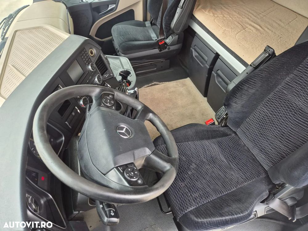 Mercedes-Benz Actros 1845 LS - 10
