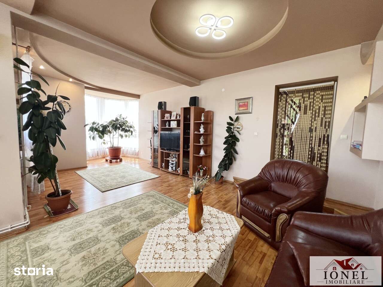 Vanzare casa in Aiud - Imagine principală: 4/14