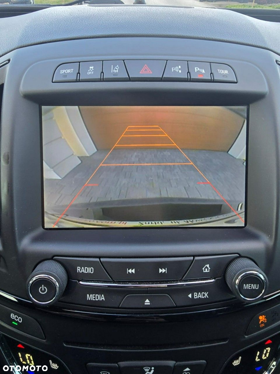 Opel Insignia - 18