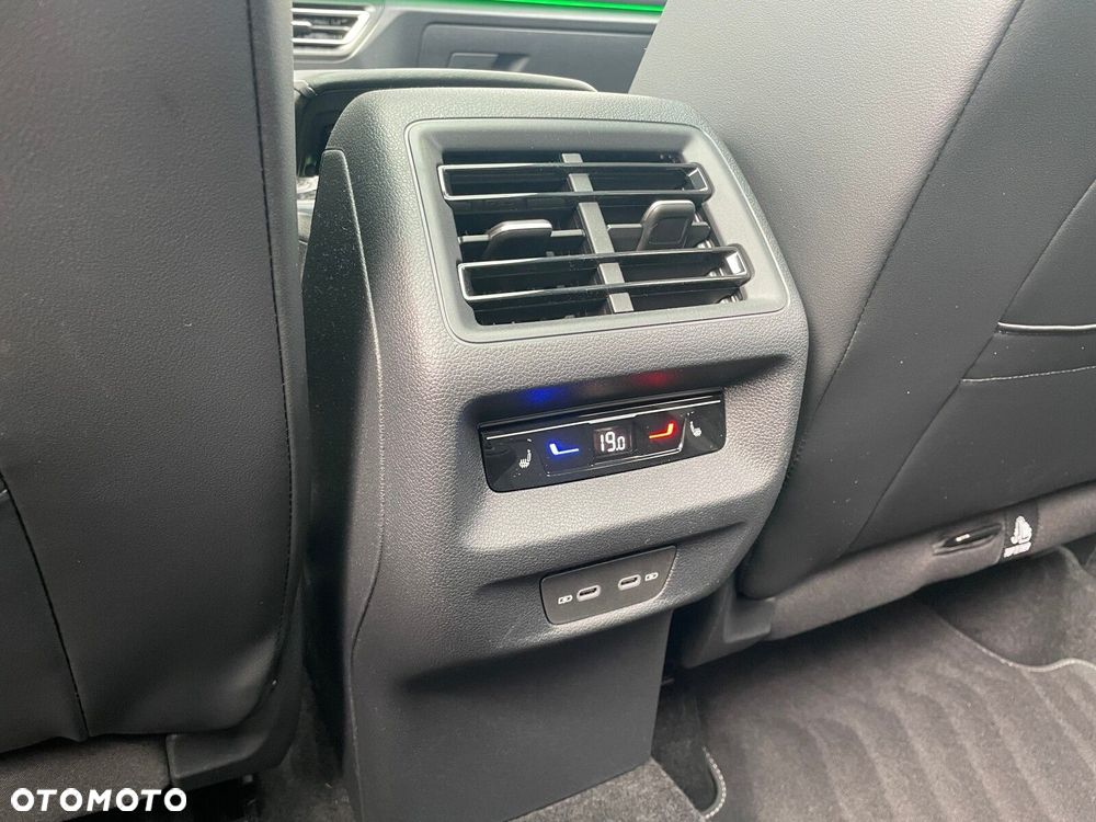 Volkswagen Tiguan 2.0 TDI 4Mot R-Line Plus DSG - 31