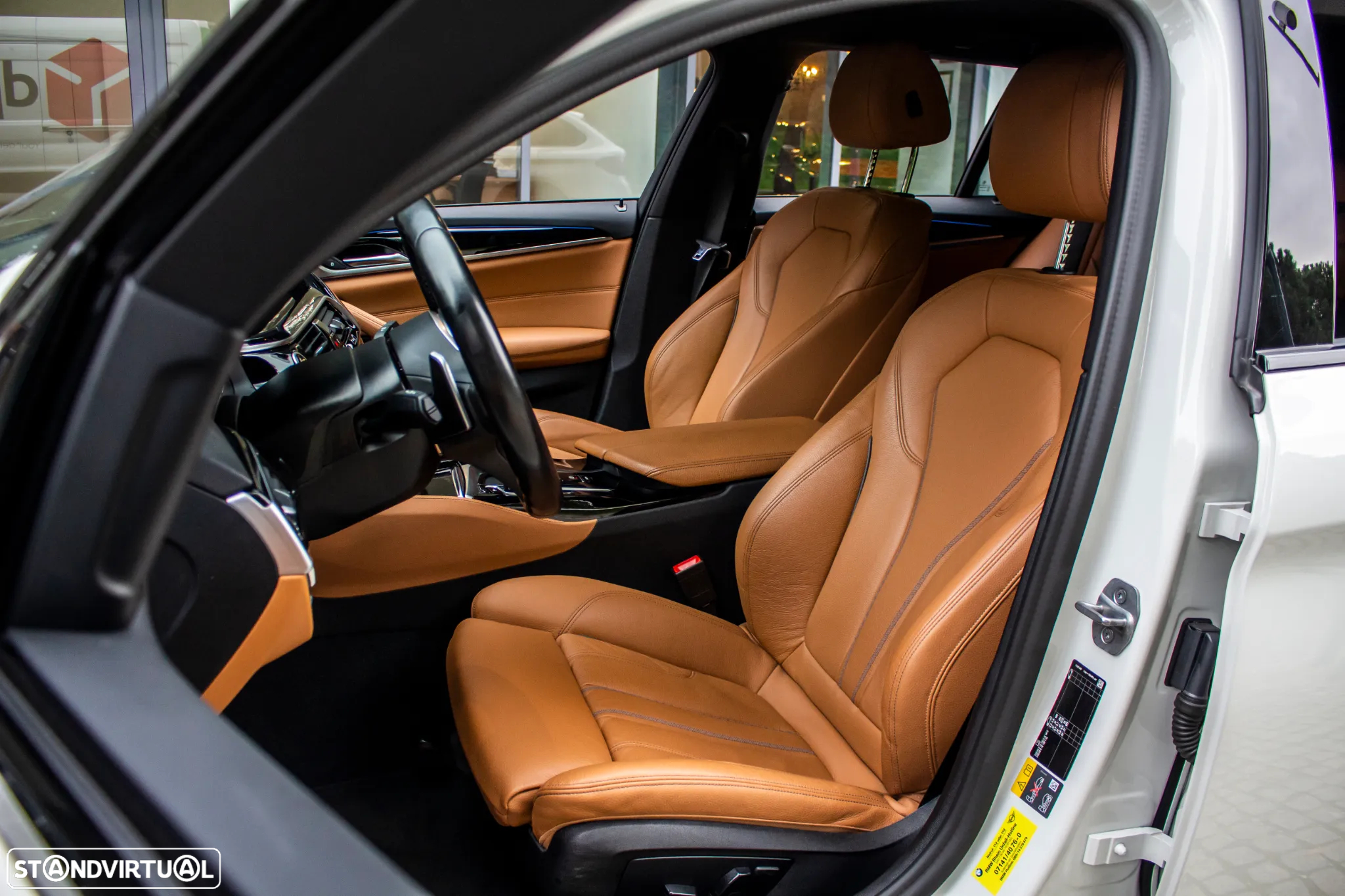 BMW 530 e Pack Desportivo M - 35