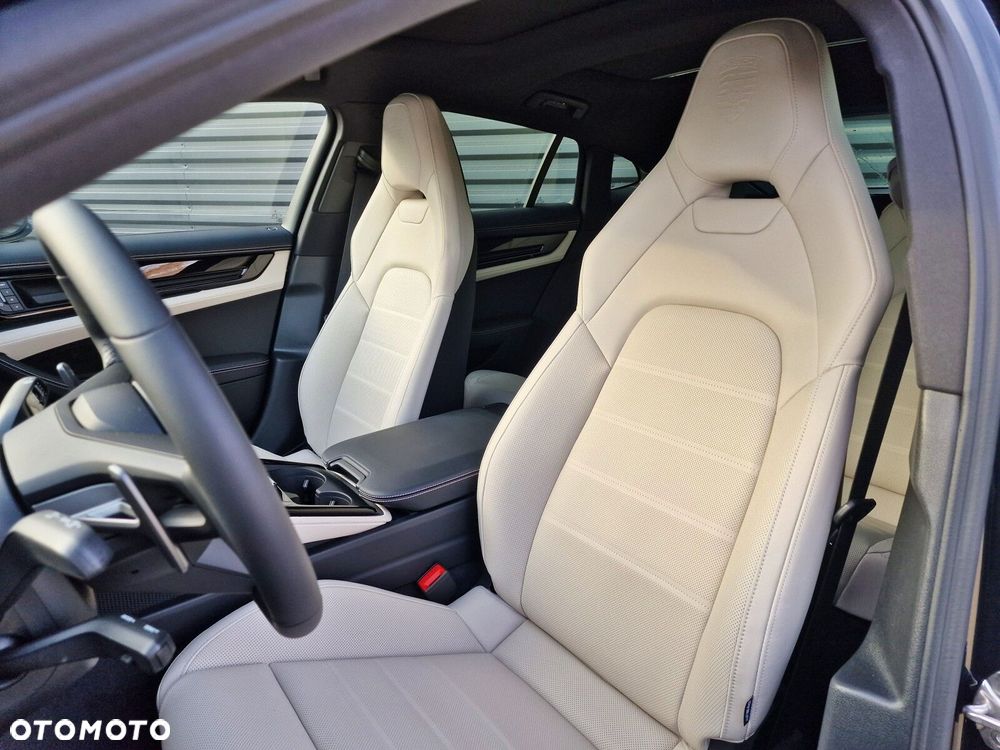 Porsche Panamera - 6