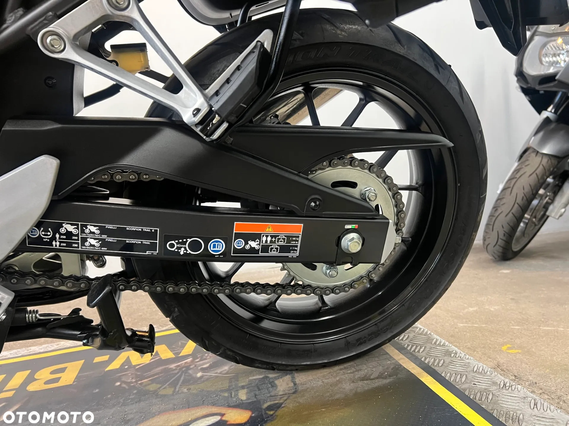 Honda CB - 28