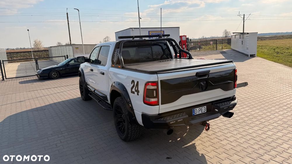 RAM 1500 Crew Cab Longhorn - 8