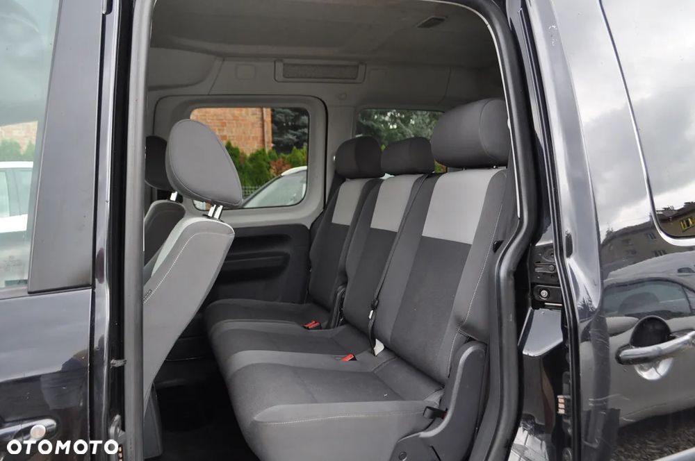 Volkswagen Caddy Comfortline DSG - 22