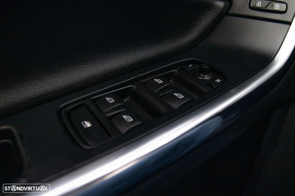 Volvo S60 1.6 D2 Drive Momentum Start/Stop - 43