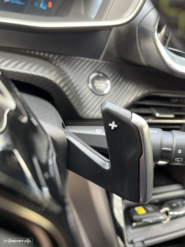 Peugeot 208 PureTech 130 EAT8 GT Pack - 12