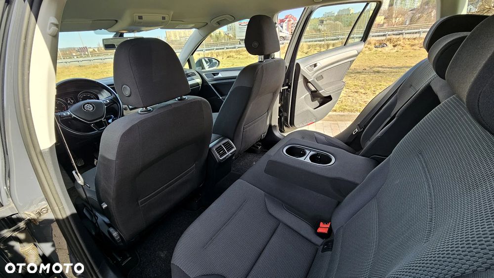 Volkswagen Golf Variant 1.6 BlueTDI Comfortline - 32