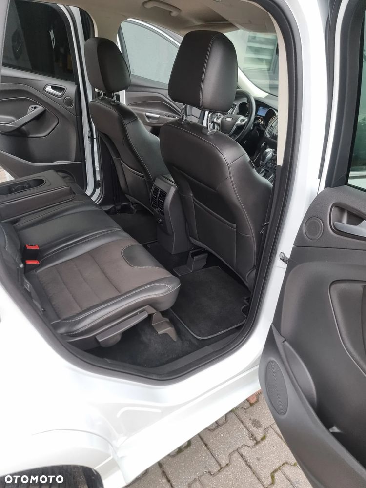 Ford Kuga 2.0 TDCi 4x4 Titanium - 20