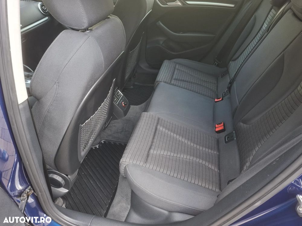 Audi A3 2.0 TDI ack (clean diesel) quattro S tronic Attraction - 8