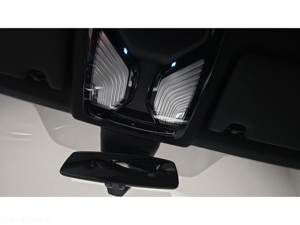 BMW Seria 3 - 33