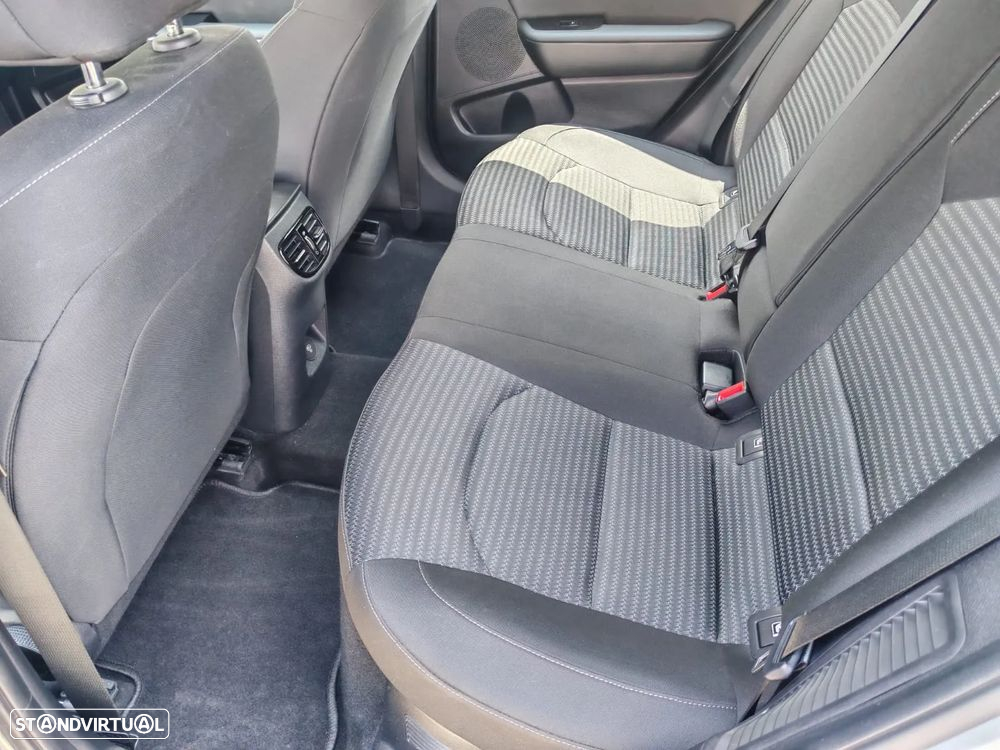Kia XCeed 1.6 GDi PHEV Drive - 9