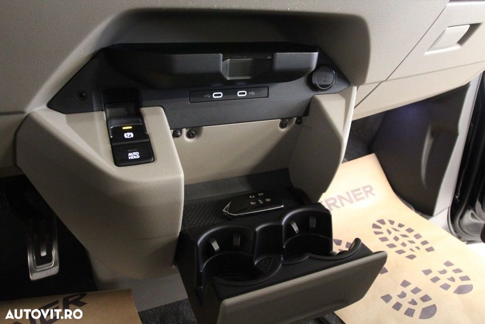 Volkswagen Multivan 1.4 eHybrid DSG 160KW Style - 29