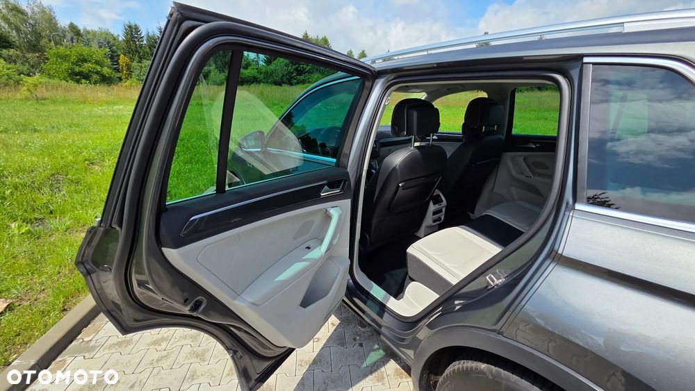 Volkswagen Tiguan 2.0 TSI 4Mot R-Style DSG - 9