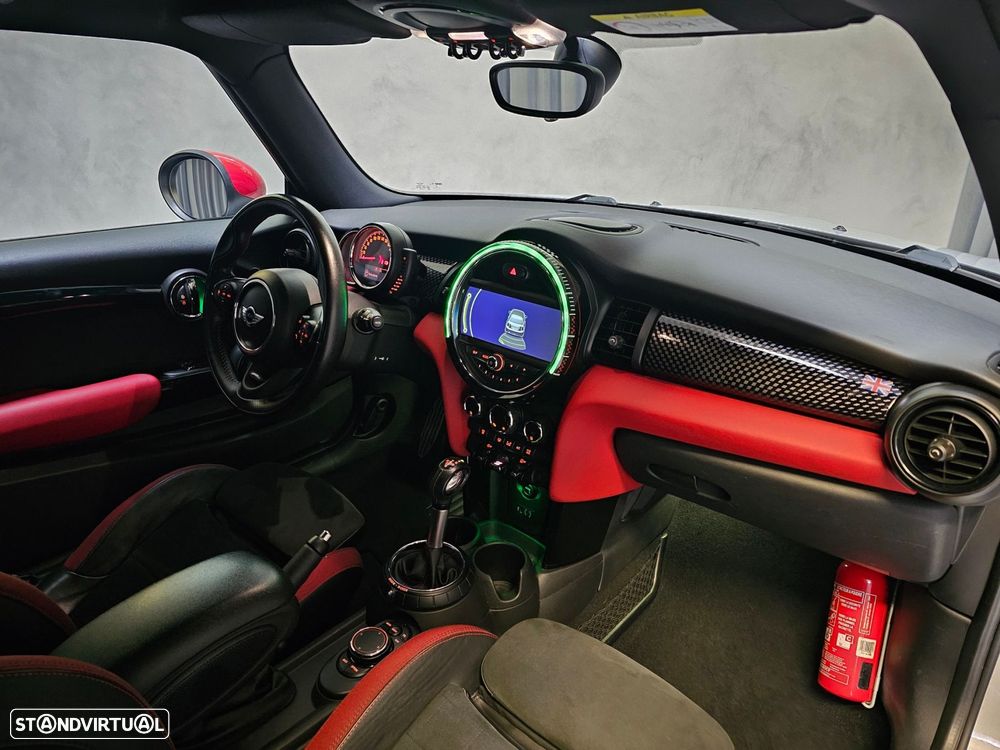 MINI 3 Portas John Cooper Works Aut. - 12