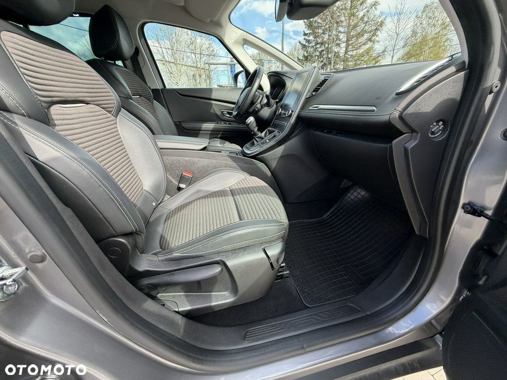 Renault Scenic - 38
