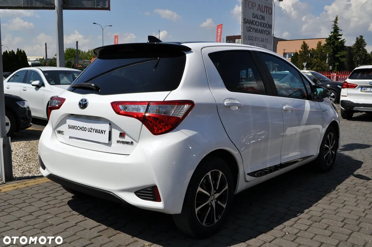 Toyota Yaris Hybrid 1.5 VVT-i Selection - 9