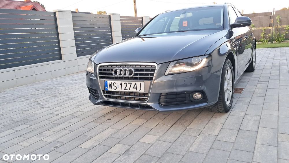 Audi A4 Avant 2.0 TDI ultra - 4