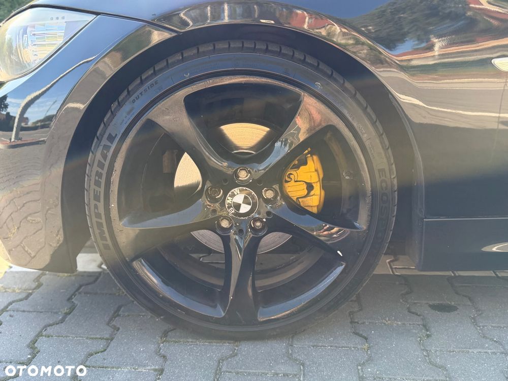 BMW Seria 3 318d Sport Line - 32