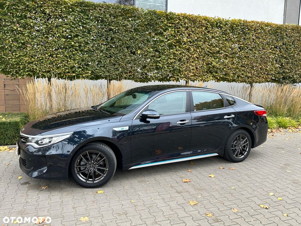 Kia Optima Plug-in Hybrid - 10