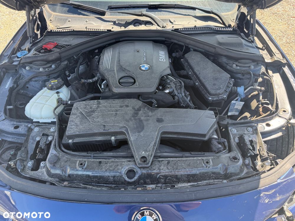 BMW Seria 3 318d M Sport - 14
