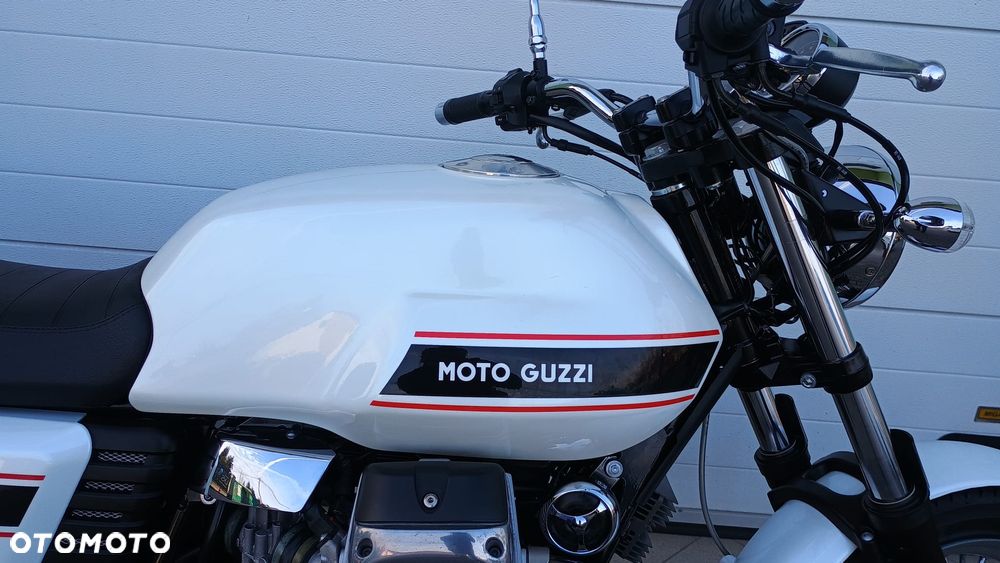 Moto Guzzi V7 - 27
