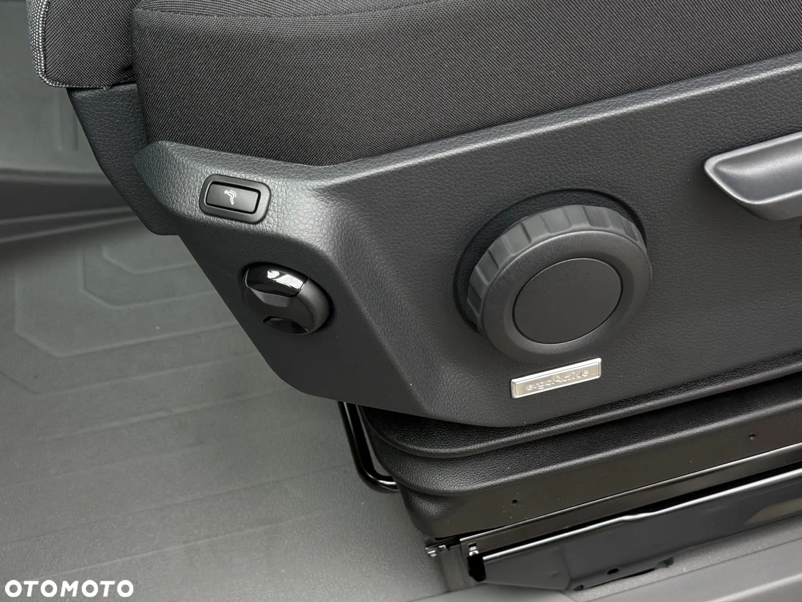 Volkswagen Crafter - 11