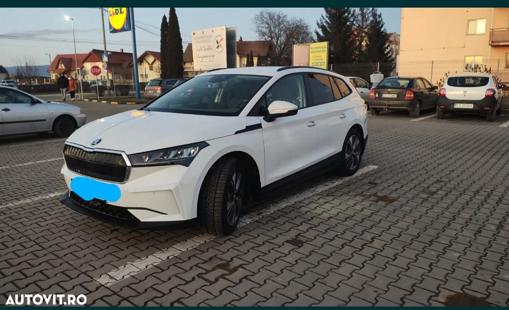 Skoda Enyaq iV Electric 60 - 2