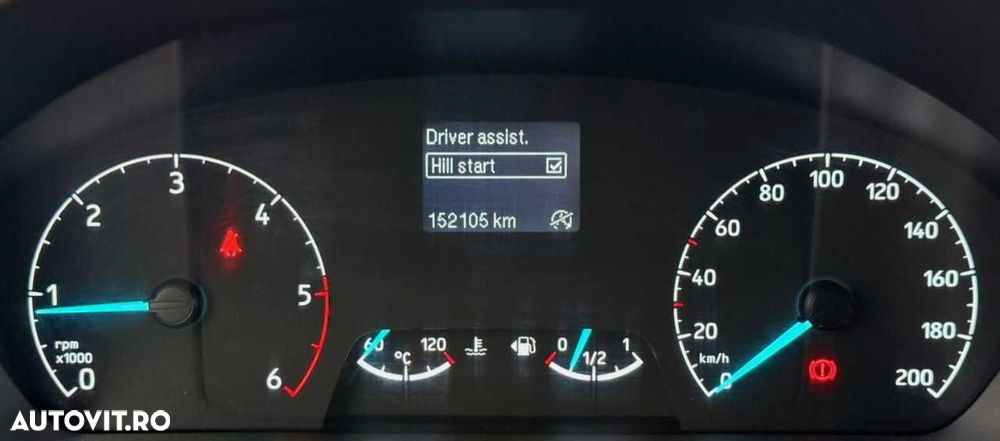 Ford TRANSIT CUSTOM - 27