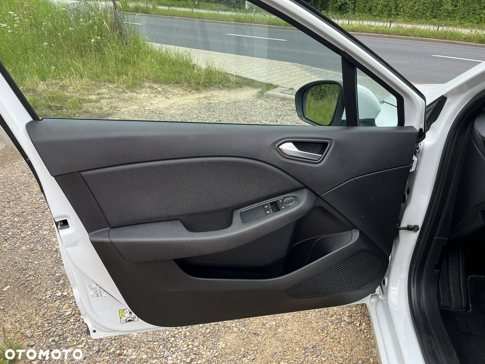 Renault Clio - 14