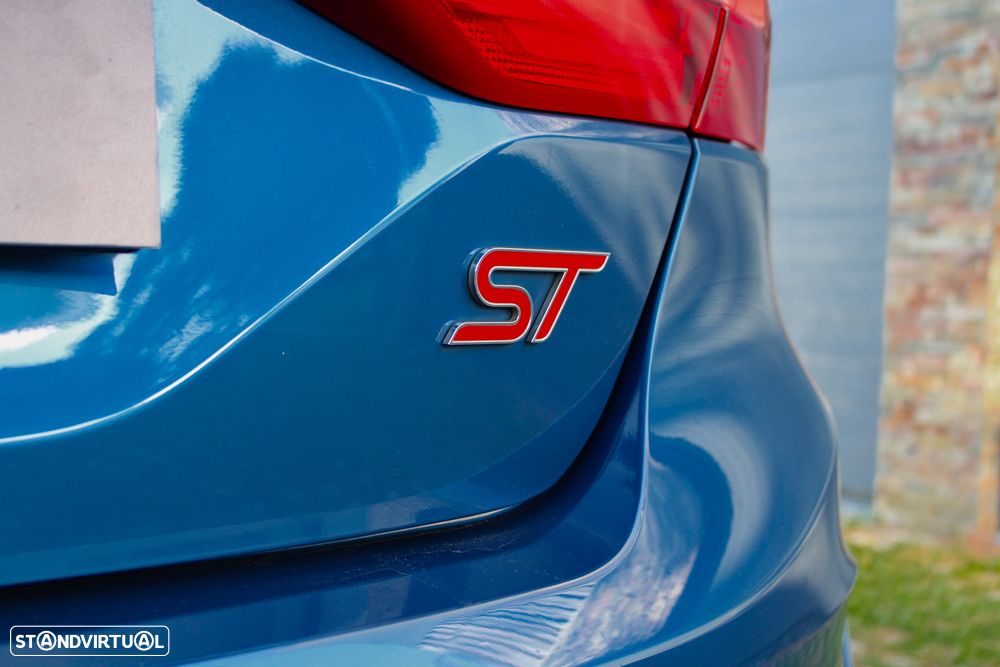 Ford Fiesta 1.5 EcoBoost ST - 21