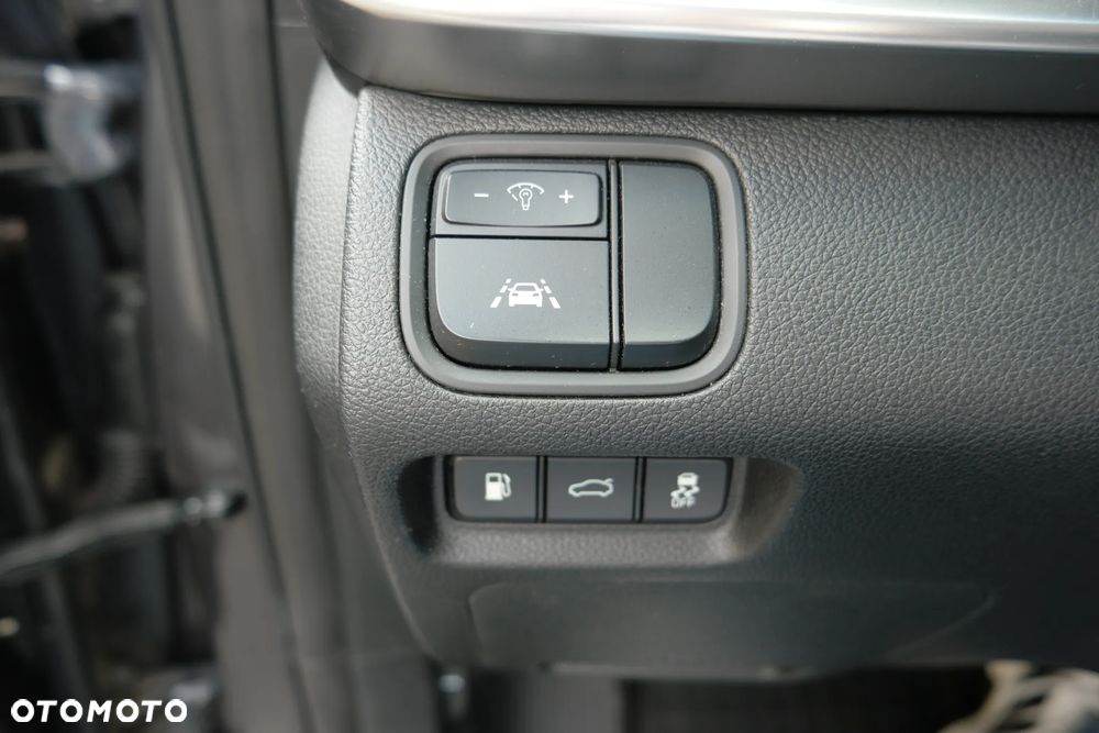 Kia Optima - 32