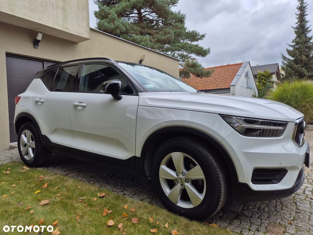 Volvo XC 40 T3 Momentum Core - 1