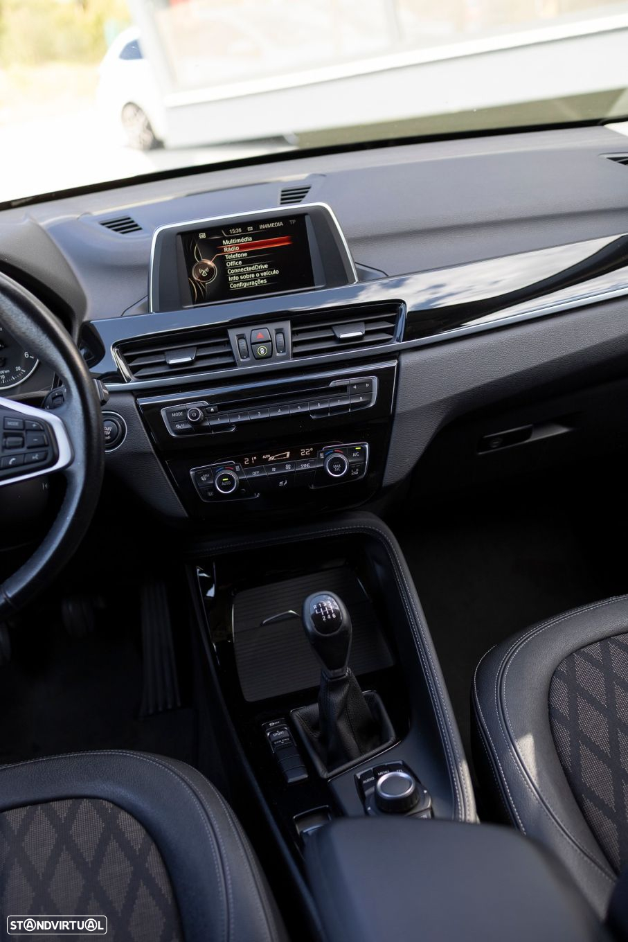 BMW X1 16 d sDrive Line xLine - 11