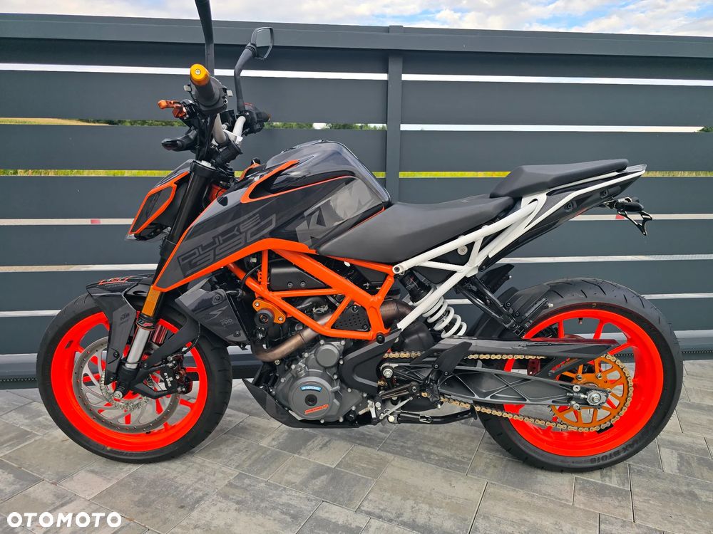 KTM Duke 390 - 4