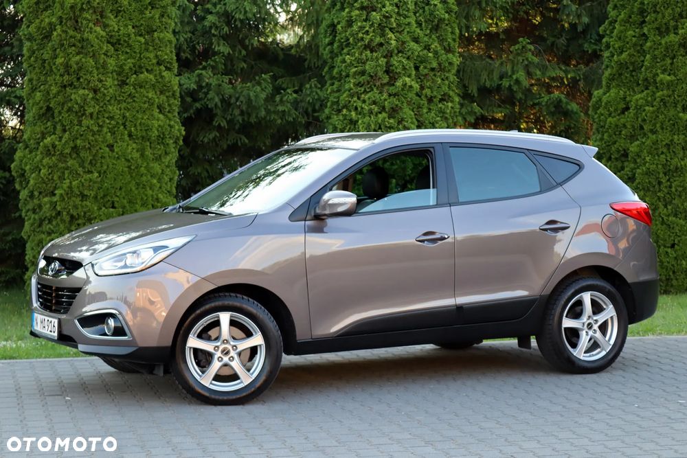 Hyundai ix35 1.6 2WD Fifa World Cup Edition - 4