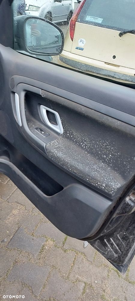 Skoda Roomster 1,9D 2009r na części - 13