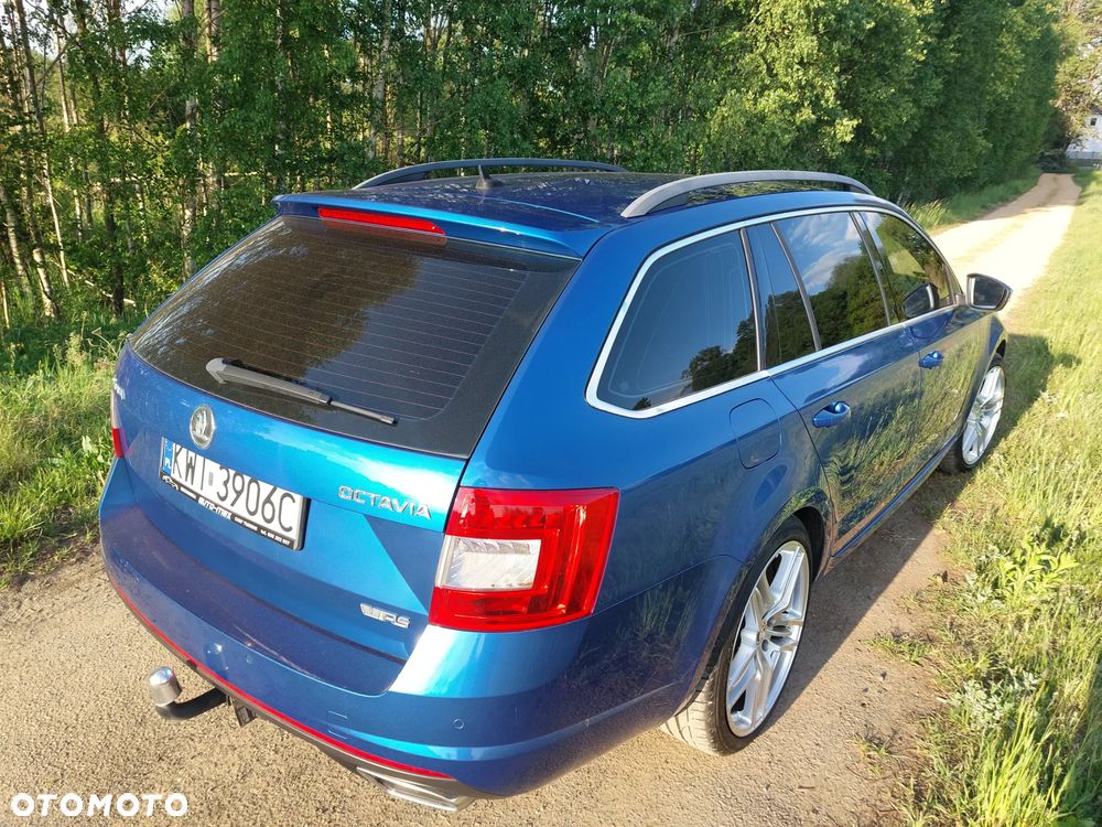 Skoda Octavia 2.0 TDI RS DSG - 30