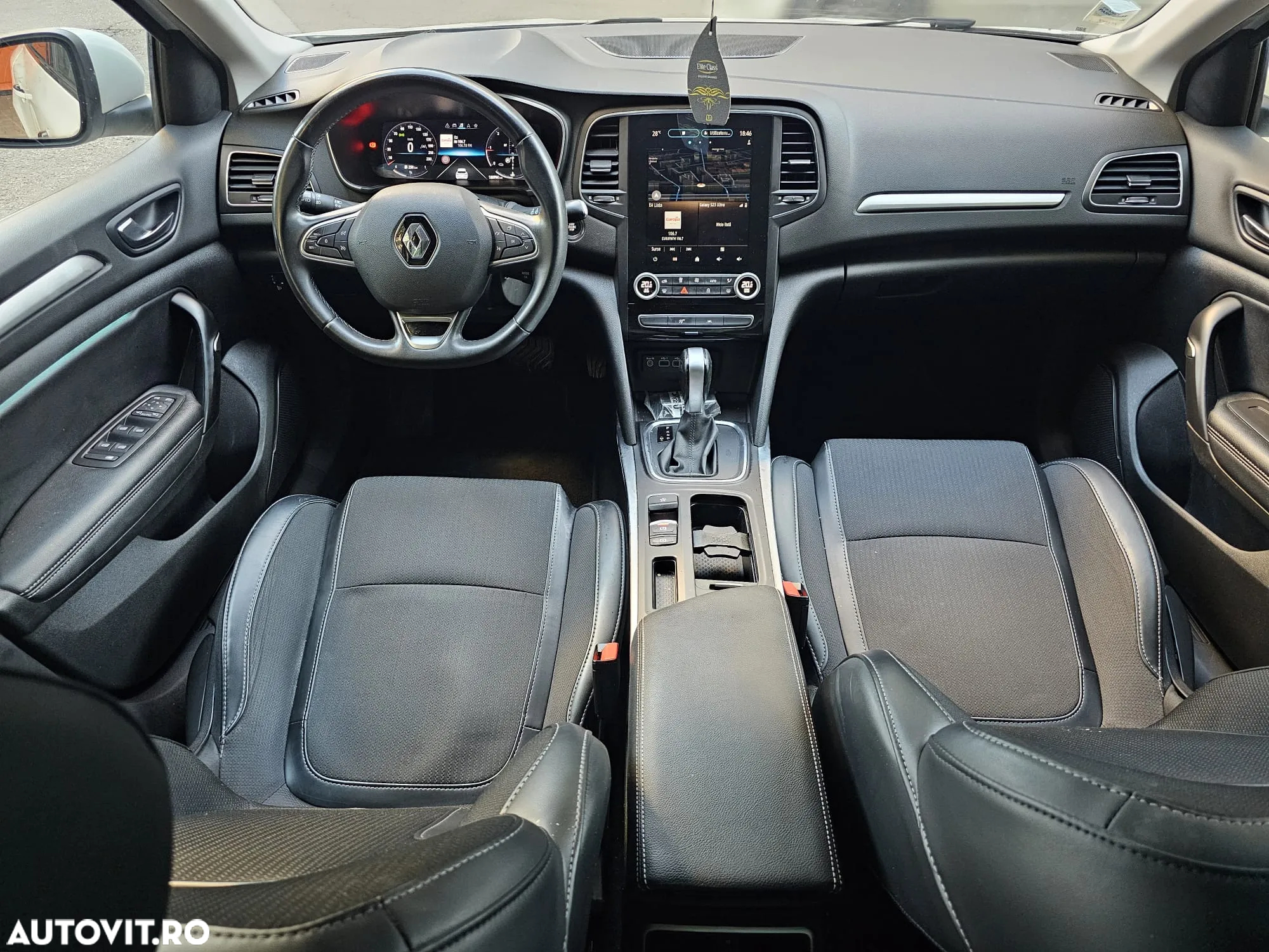 Renault Megane Grandtour BLUE dCi 115 EDC INTENS - 16