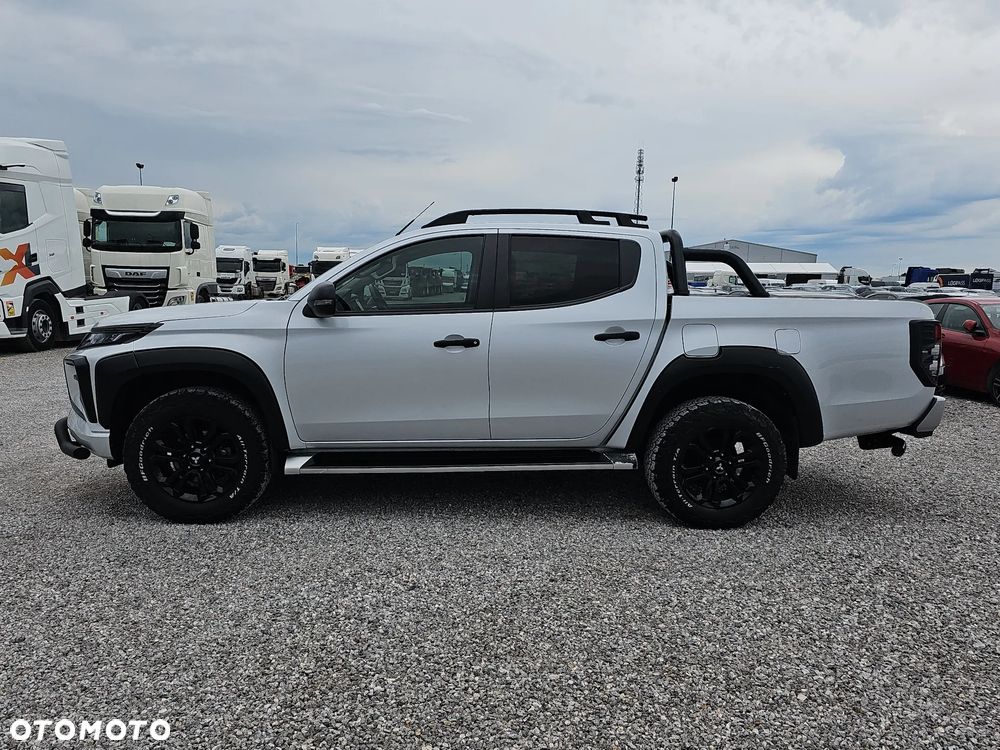 Mitsubishi L200 2.2 d DC Stark Basic - 9