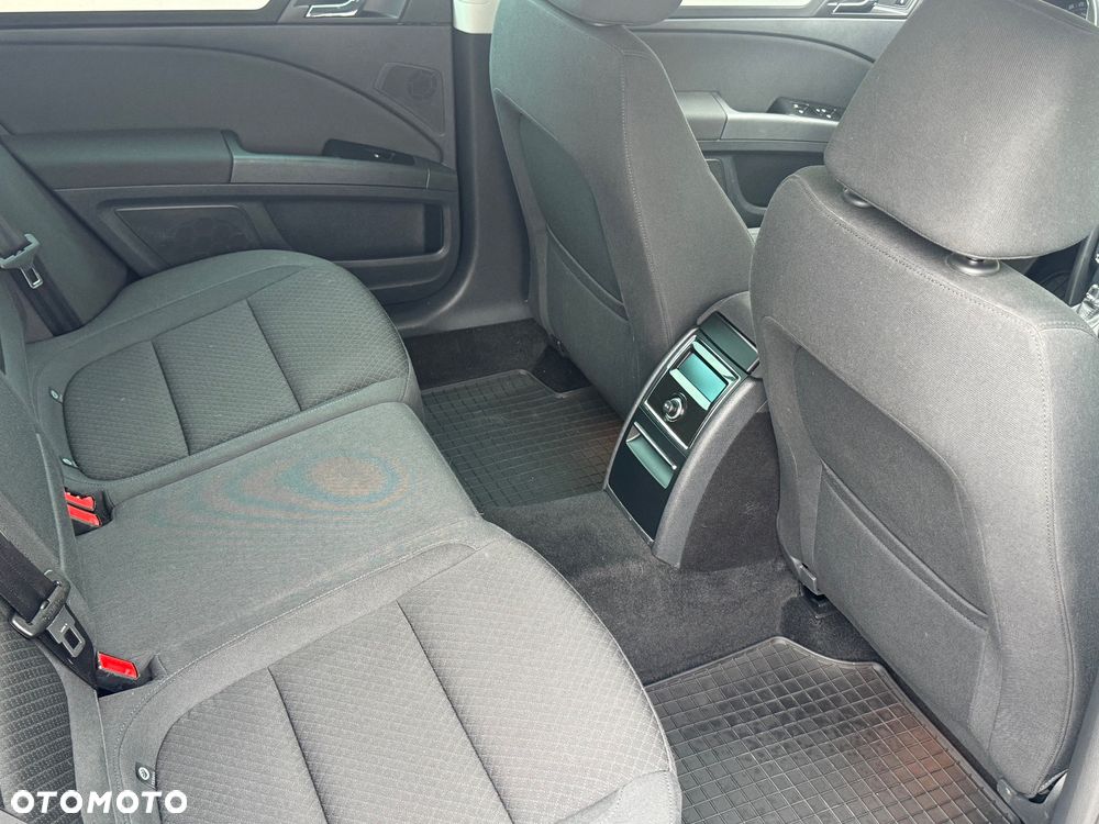 Skoda Superb 2.0 TDI Green tec 4x4 DSG Exclusive - 13