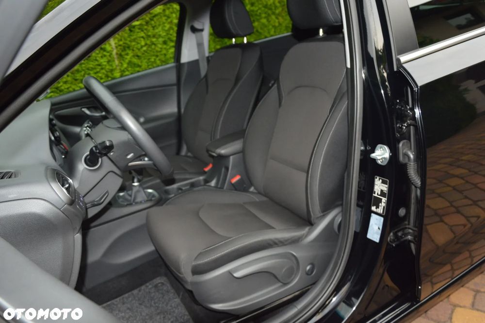 Hyundai i30 1.4 T-GDI Intro Edition - 12