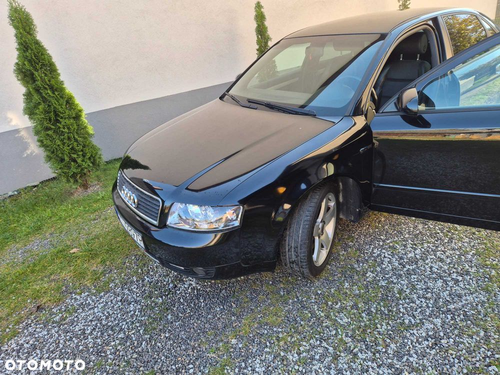Audi A4 Avant - 6