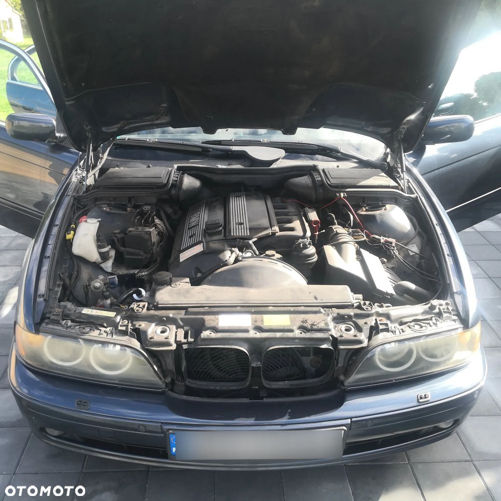 BMW Seria 5 525i - 8
