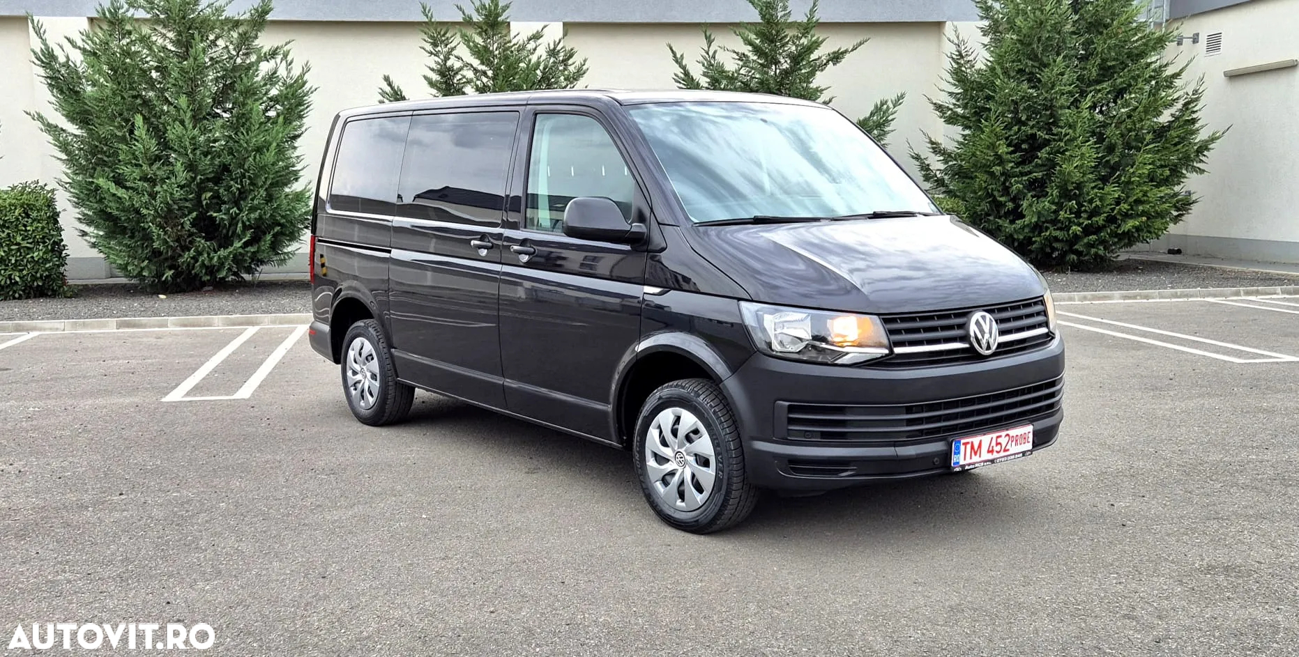 Volkswagen Transporter - 2