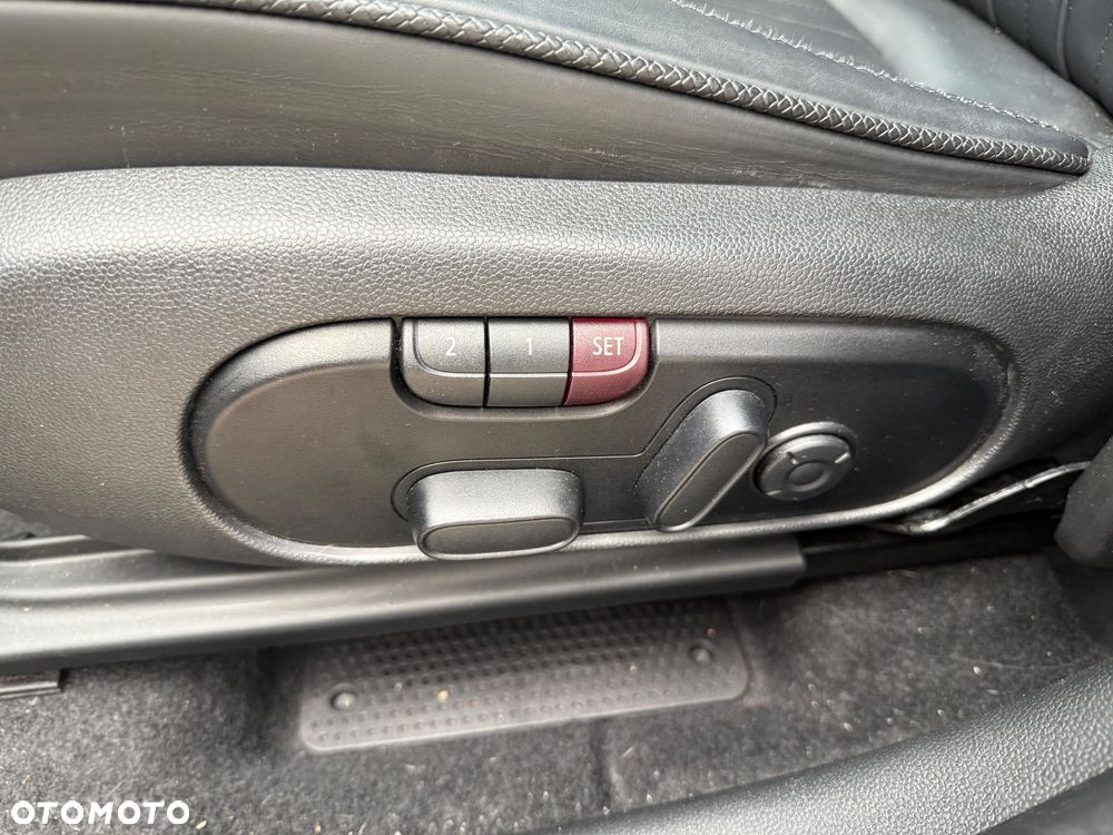 MINI Countryman Cooper S ALL4 John Cooper Works Trim sport - 15