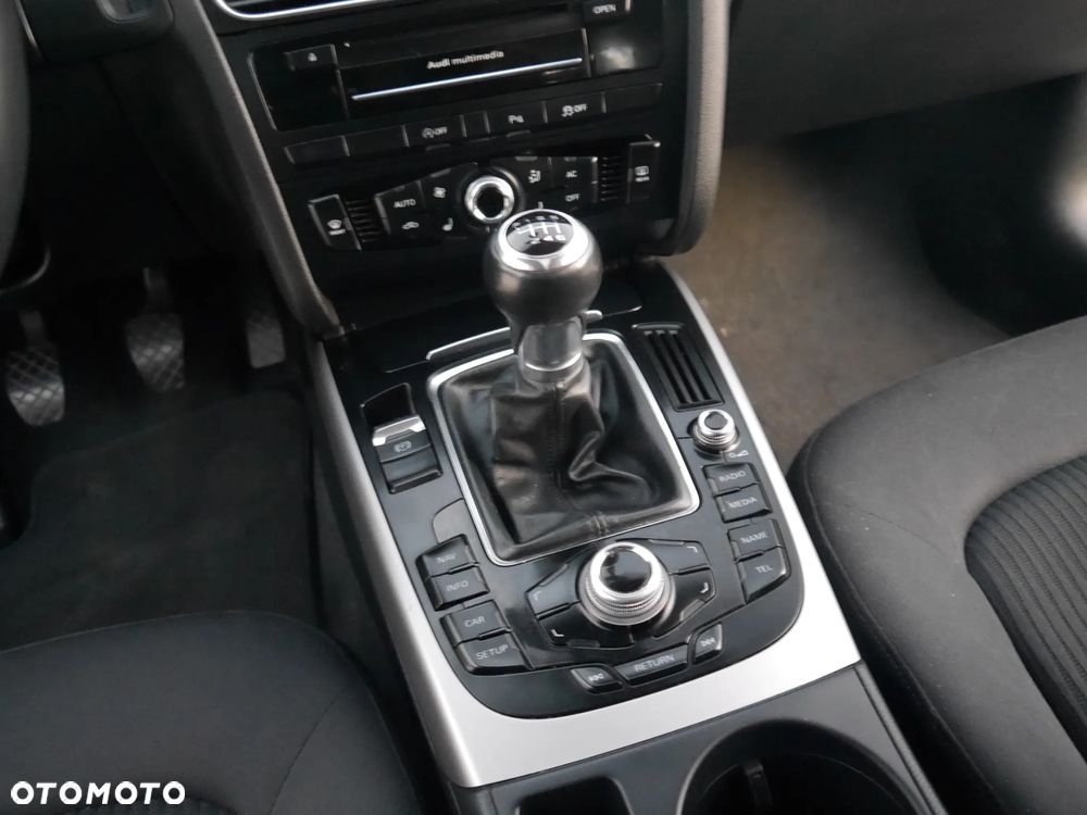 Audi A4 Avant 2.0 TDI DPF Ambition - 9