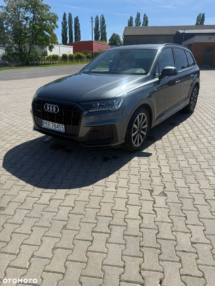 Audi Q7 - 1